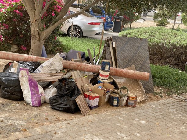 junk-waste-garbage-romval-remraam-dubai-big-1